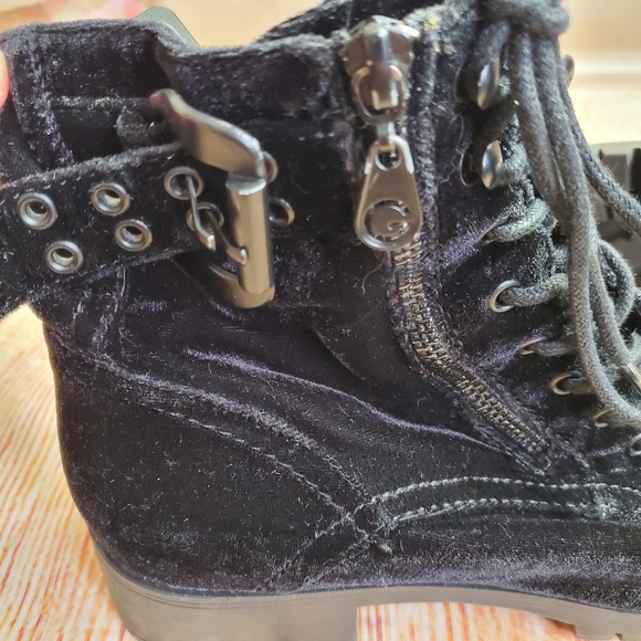 Guess velvet moto boots - Picture 6 of 6